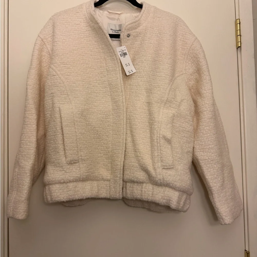 Abercrombie & Fitch Wool-Blend Bomber Jacket - Picture 7 of 9